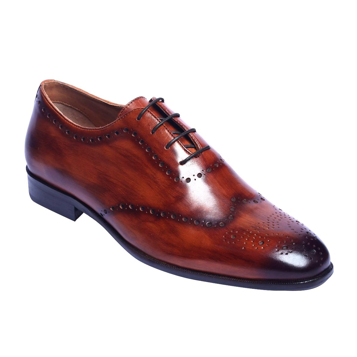 Guy Skaler Lotus men’s leather shoe and Oxford dress shoe with brogue detailing and formal lace-up design.